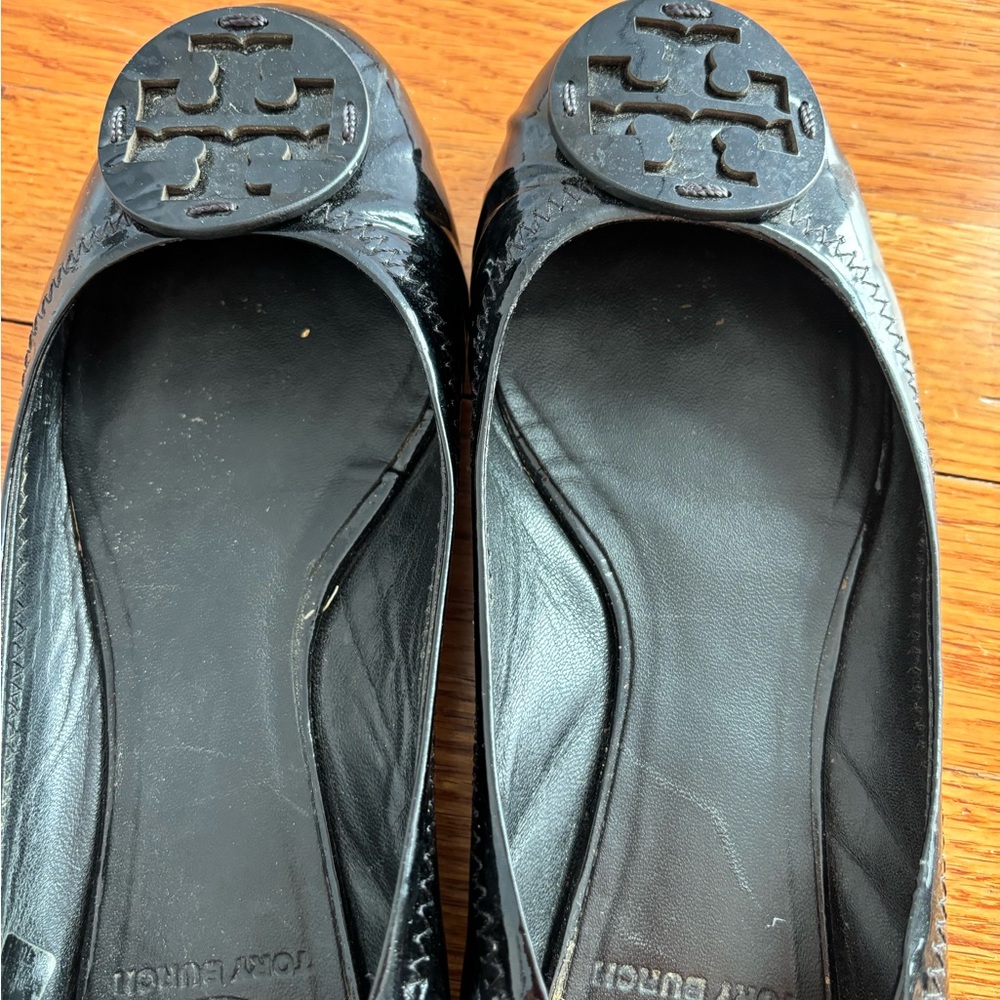Tory Burch Minnie Travel Patent Leather Ballet Flats - Picture 5 of 5